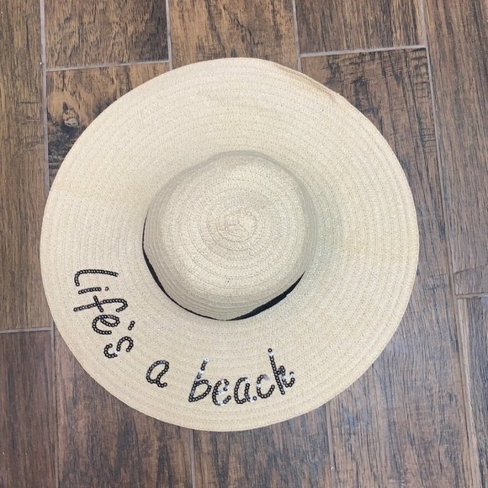 Beach hat